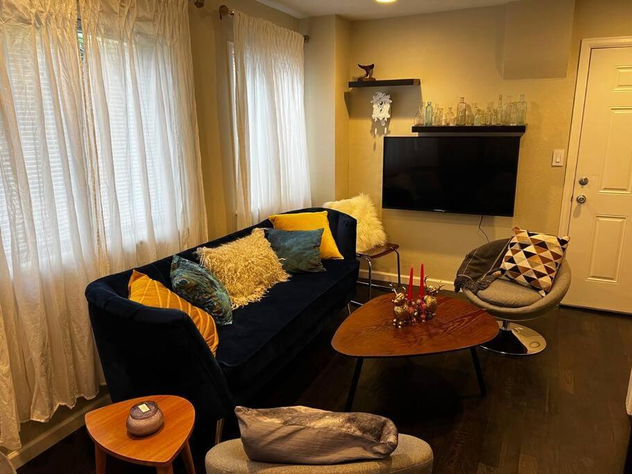 デンバー Knight Campbell Carriage Houseヴィラ エクステリア 写真